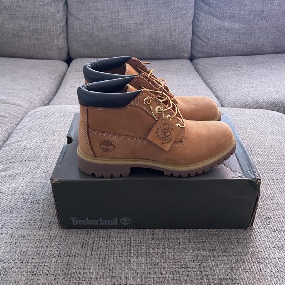 TIMBERLAND LOW TOP WATERPROOF Chukka Boots